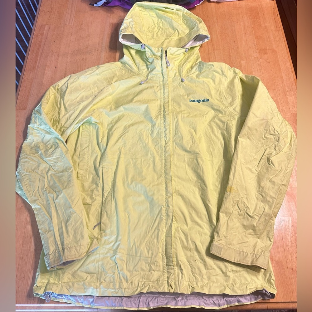 Patagonia Jacket Womens Size Large Neon Yellow Windbreaker Rain Used/Stained